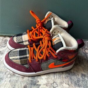 Plaid Nike Air Jordan 1 mid SE size 11 toddler